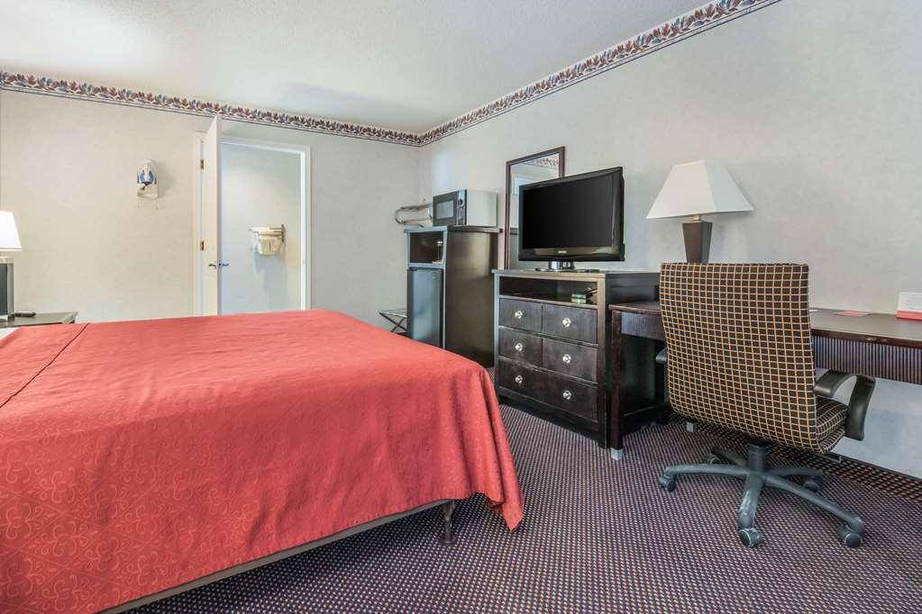 Econo Lodge Inn & Suites Sweetwater I-20 Quarto foto